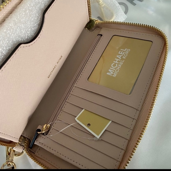 Michael Kors Selma Satchel - Picture 3 of 9